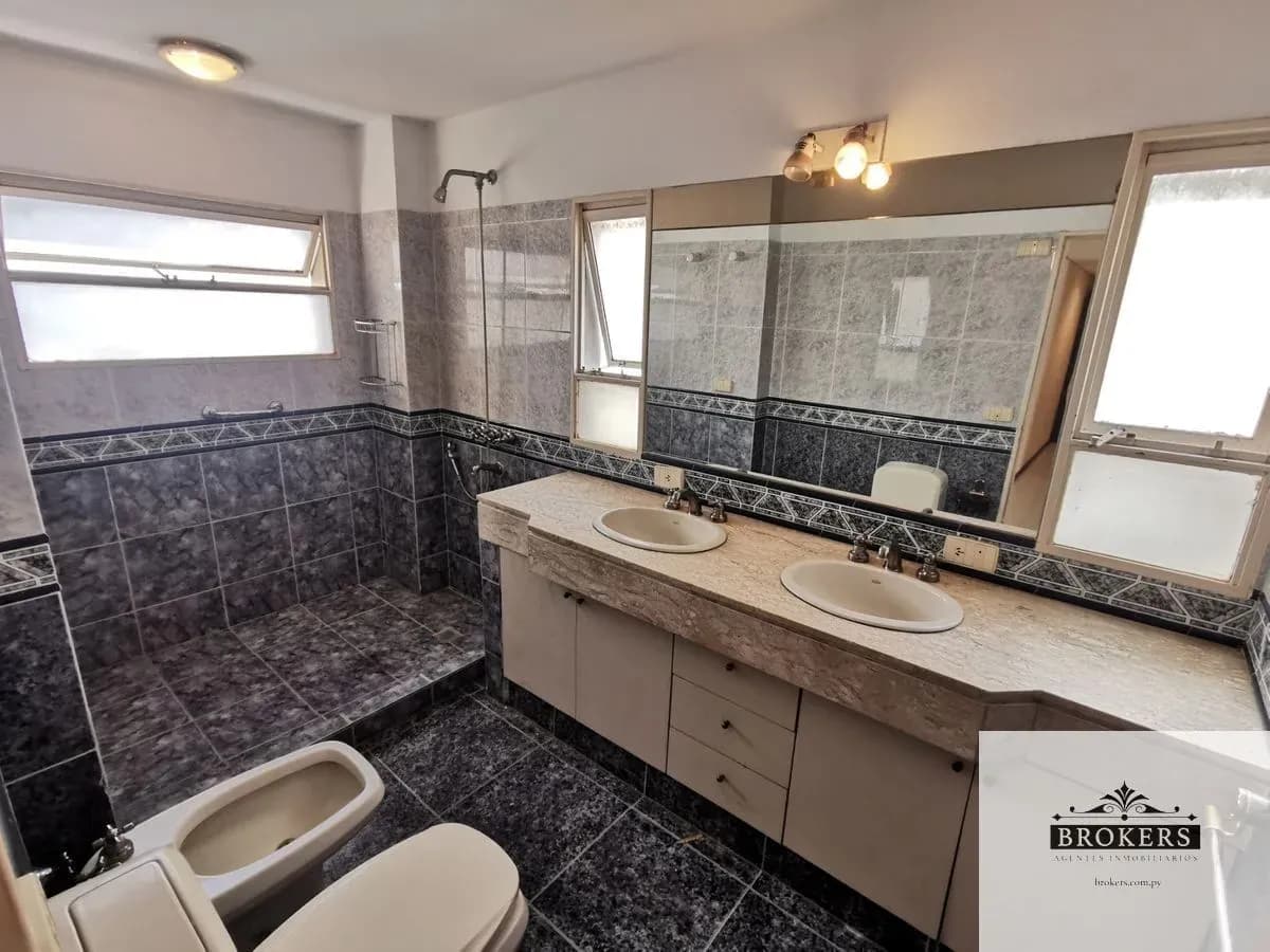3-Bedroom Apartment for Sale in Mariscal López, Lambaré - Image 2