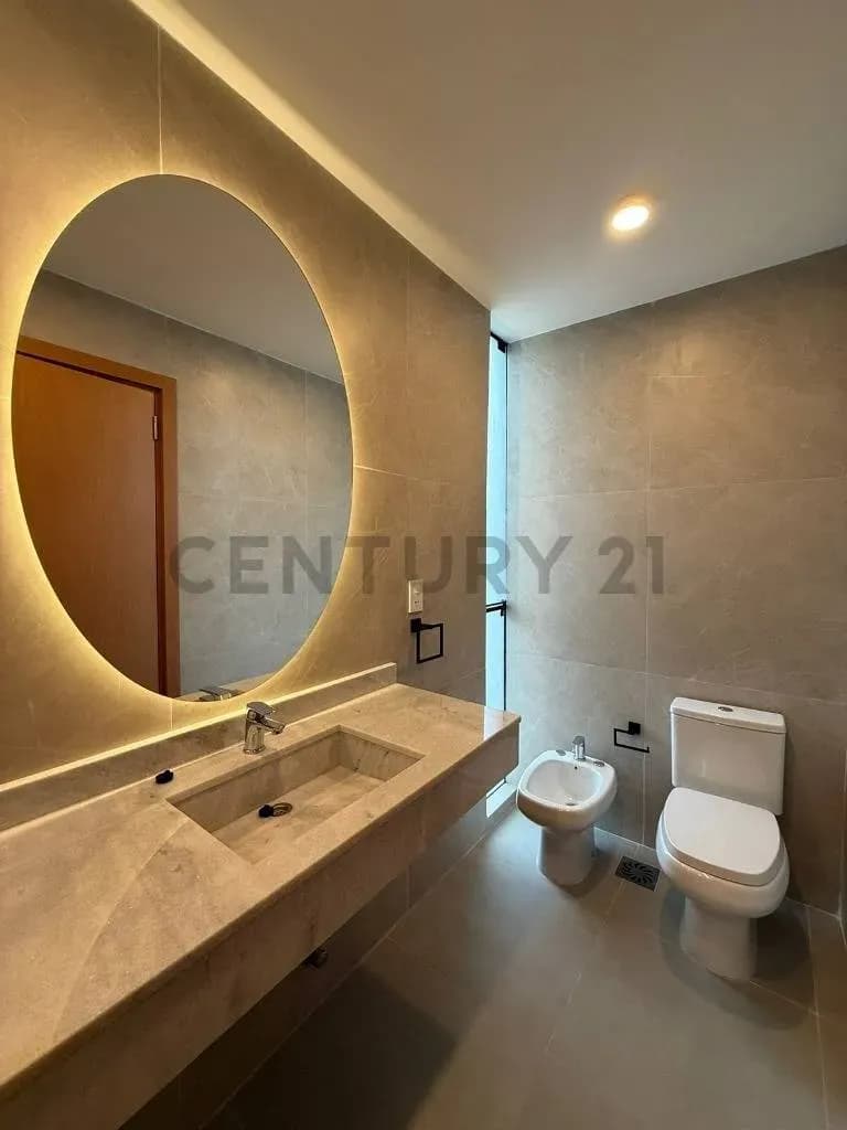 4-Bedroom House for Sale at Heisecke Construction, Luque - Image 11