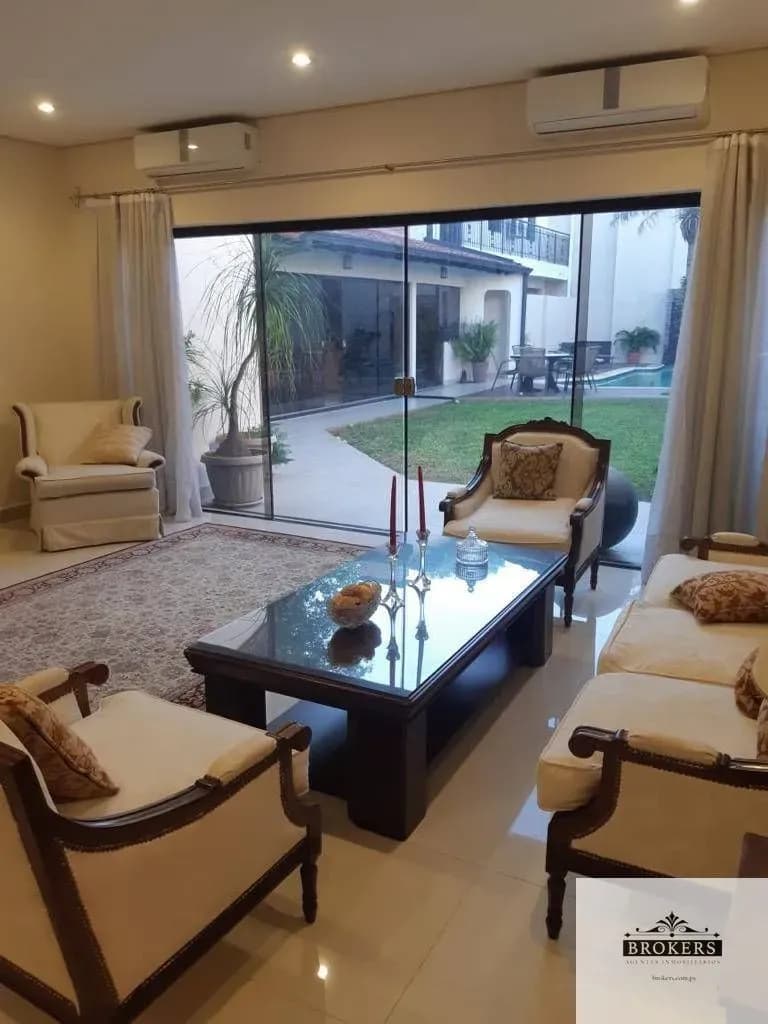 4-Bedroom House for Sale in Santo Domingo, Asunción - Image 5