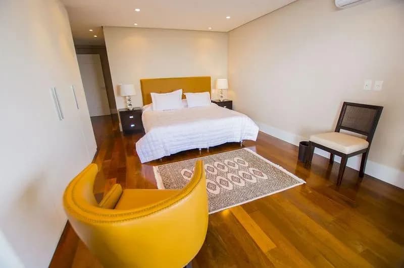 Departamento de 3 dormitorios en Venta en Madame Lynch, Asunción - Image 7
