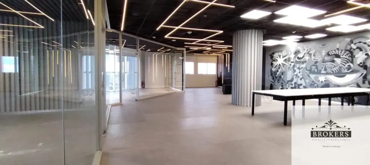 Commercial Space of 215m² for Rent in Ycuá Satí, Asunción - Image 2
