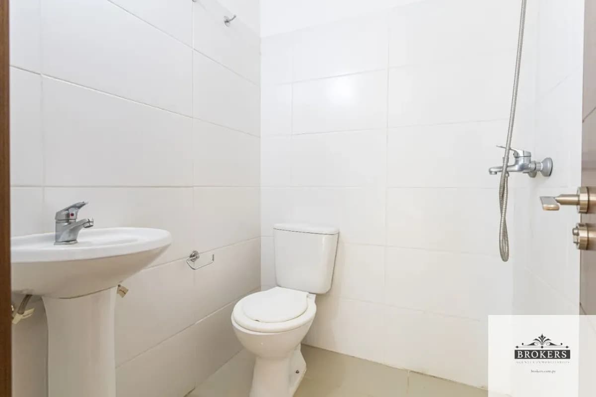 1 Bedroom Apartment for Sale in Fernando de la Mora - Image 11