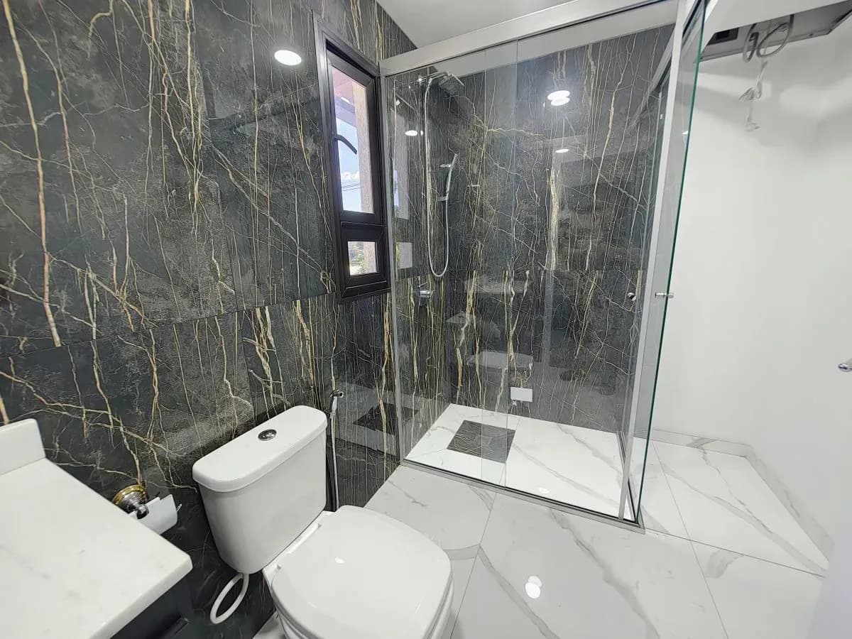 Casa de 3 dormitorios en Venta en Limpio 480 M2 TERRENO CERCA DEL NUEVO SHOPPING PLAZA NORTE - Image 16