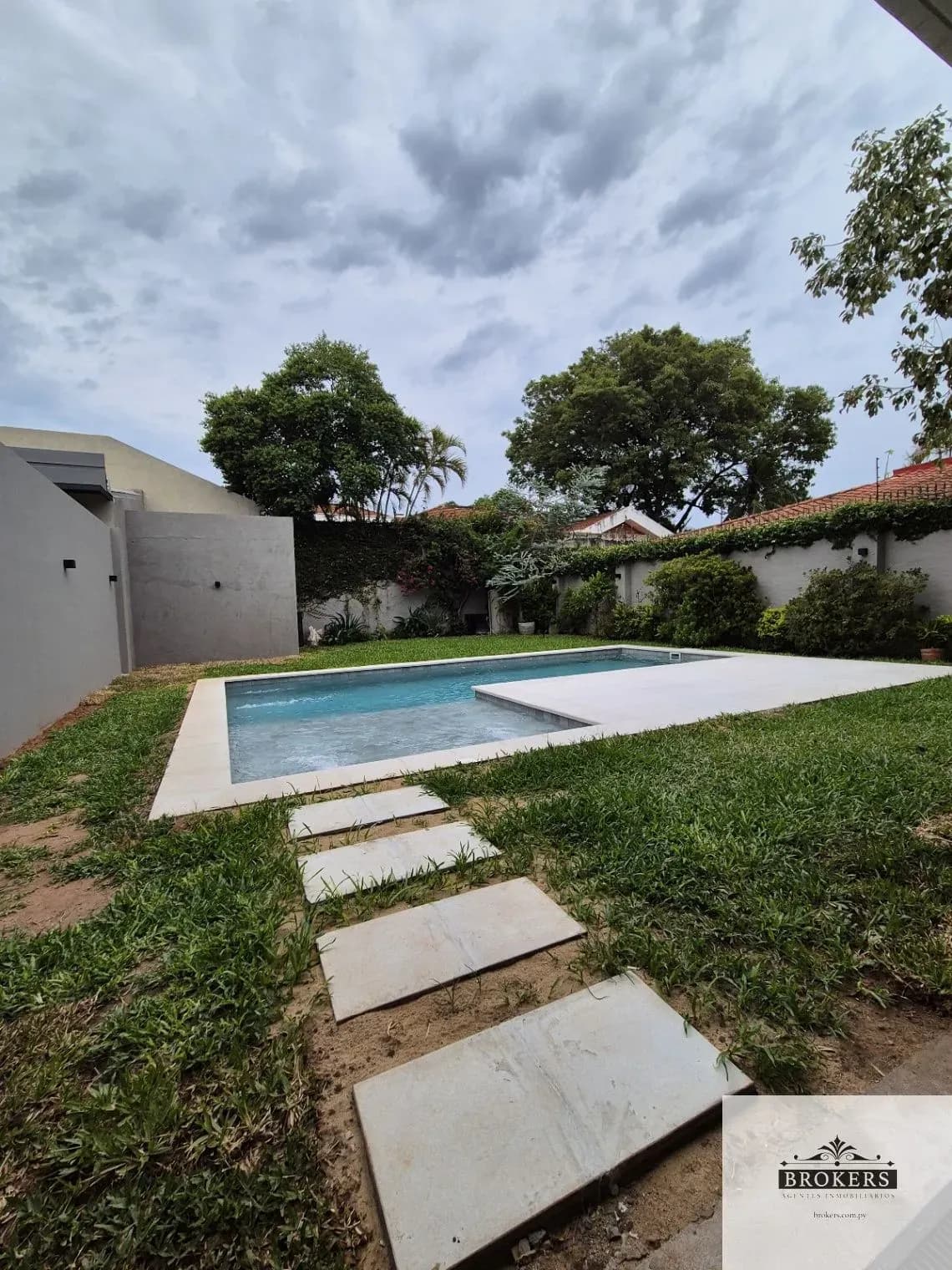 Casa de 3 dormitorios en Alquiler en Manorá, Asunción - Image 10