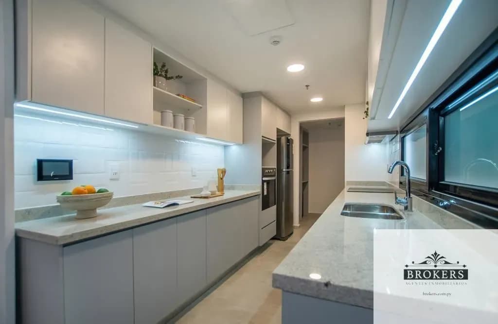 3-Bedroom Apartment for Sale in Villa Morra, Asunción - Image 10