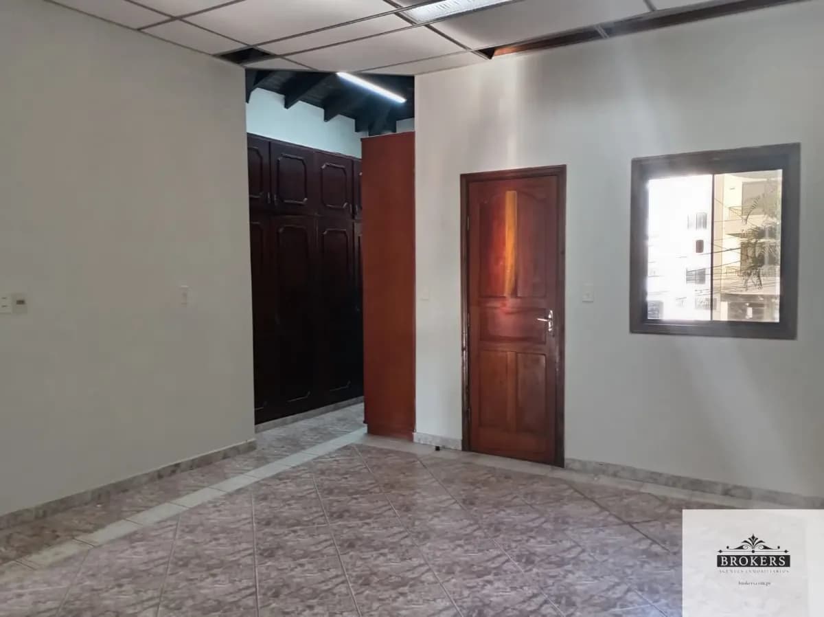 Oficina de 530m² en Alquiler en Villa Morra, Asunción - Image 19