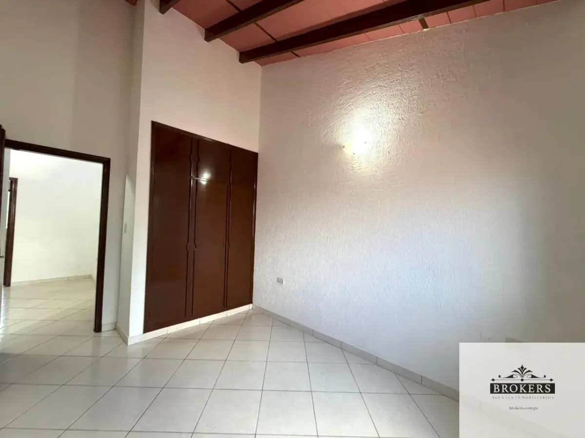 3-Bedroom House for Rent in Domingo Savio, Fernando de la Mora - Image 9