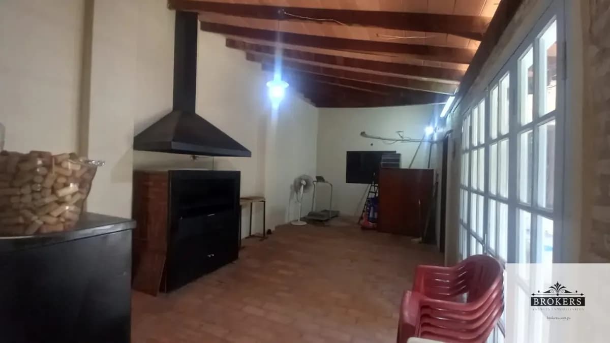 Casa de 3 dormitorios en Venta en Hipodrómo, Lambaré - Image 12