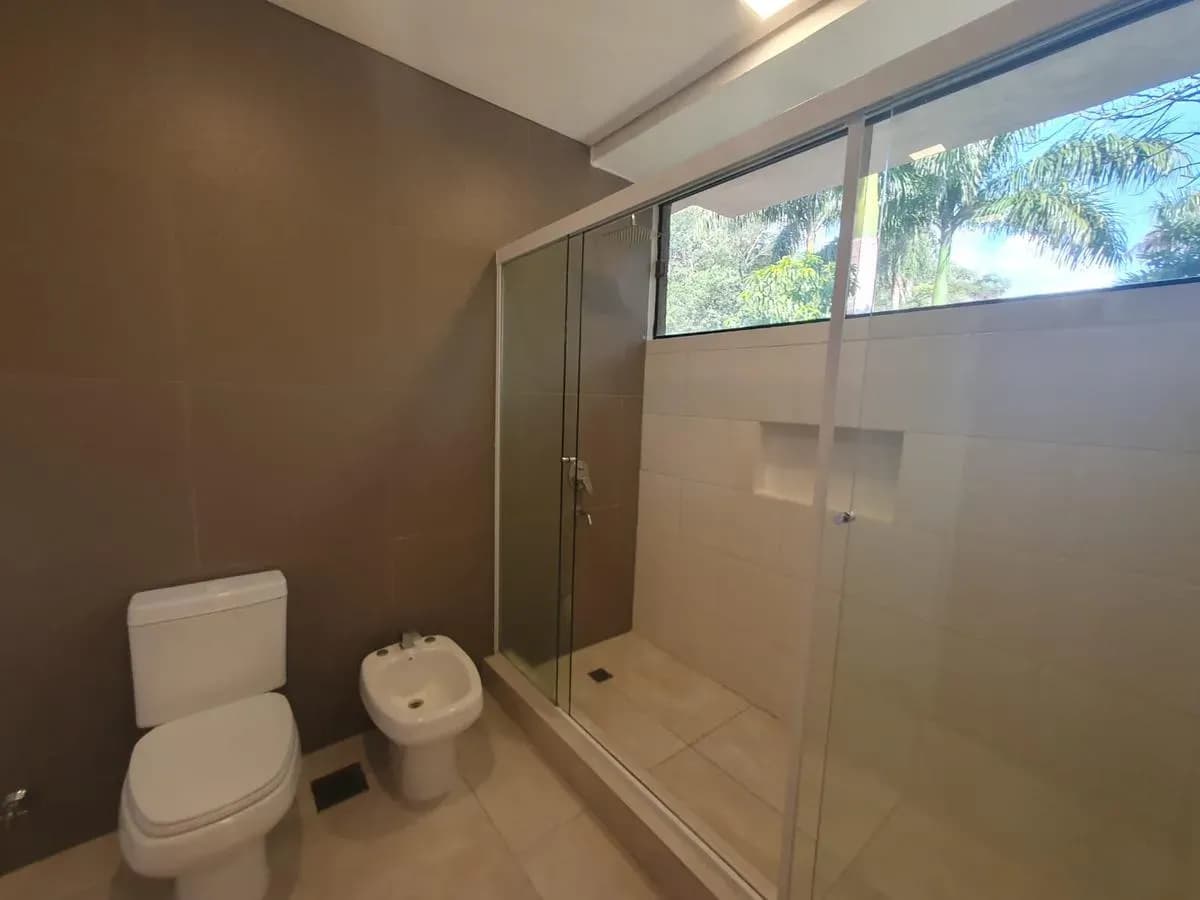 3-Bedroom House for Sale in Loma Merlo, Luque - Image 20