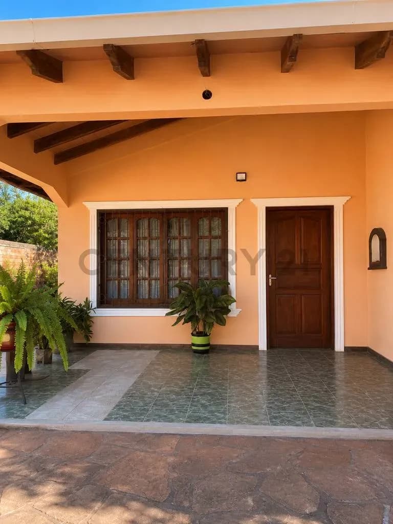 Casa de 3 quartos à venda em Isla Bogado, Luque
