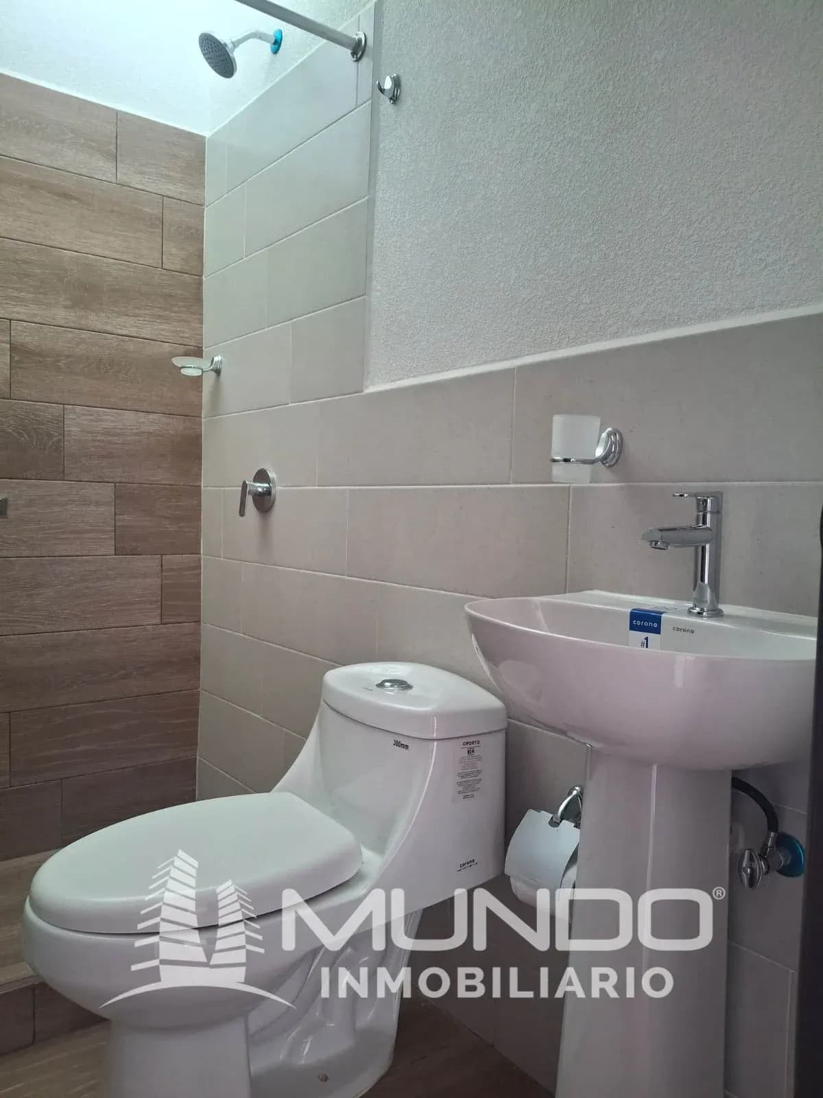 Casa de 3 dormitorios, 100m², en Alquiler en Departamento de Guatemala - Image 6