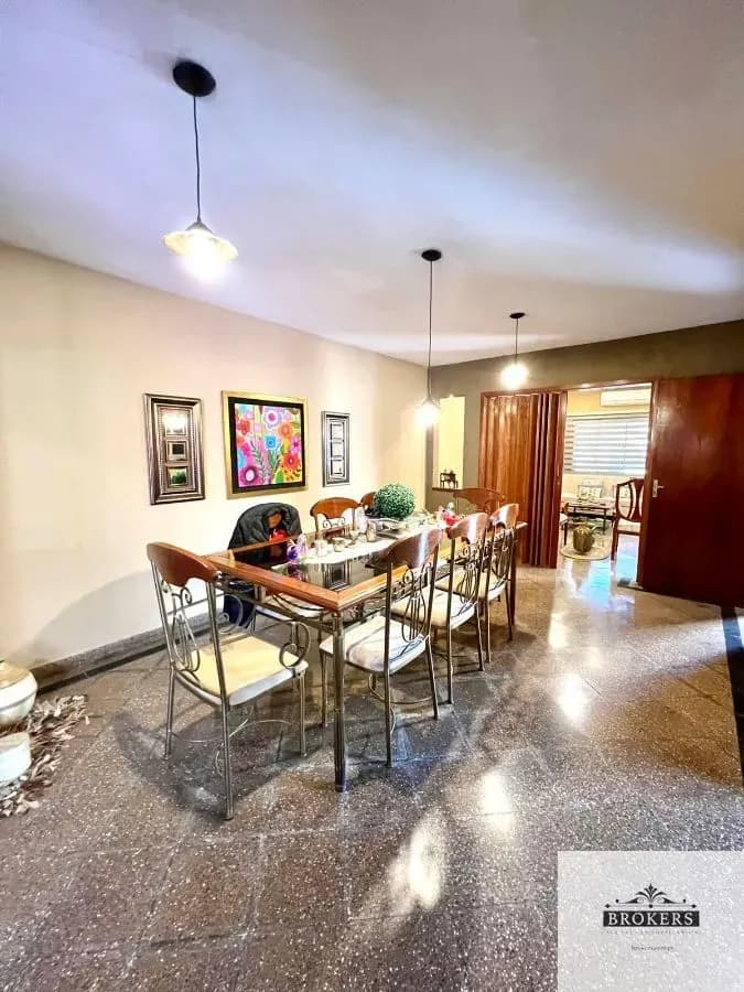 Escritório de 300m² à Venda em Vista Alegre, Lambaré - Image 5