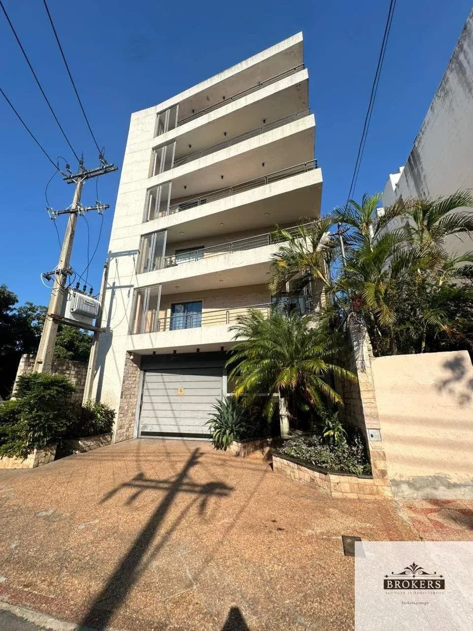 2-Bedroom Apartment for Sale in Mburicaó, Asunción - Image 5