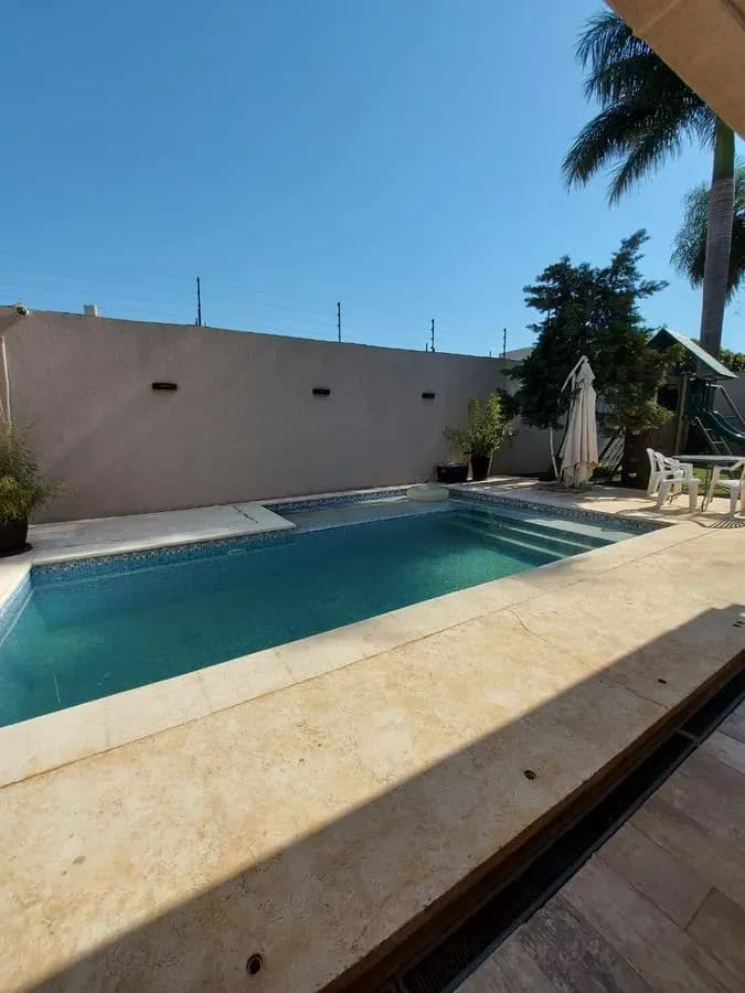 Casa de 3 dormitorios en Venta en San Jorge, Asunción - Image 11