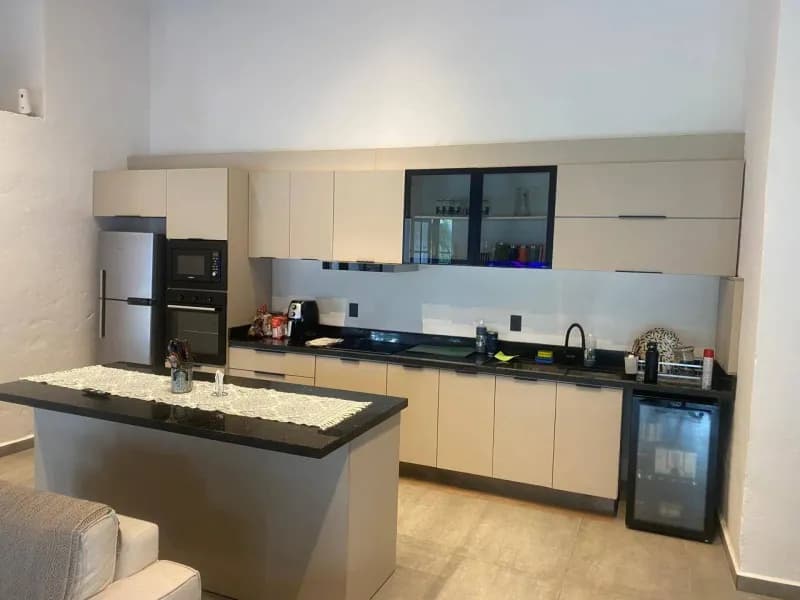 Casa de 3 dormitorios en Venta en San Bernardino - Image 2
