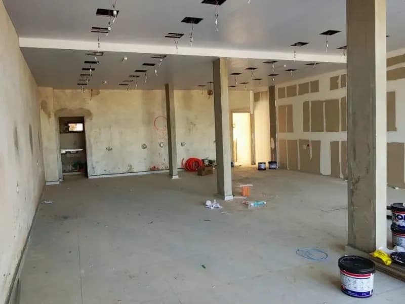 Local Comercial de 58.5m² en Alquiler en San Isidro, Lambaré - Image 5