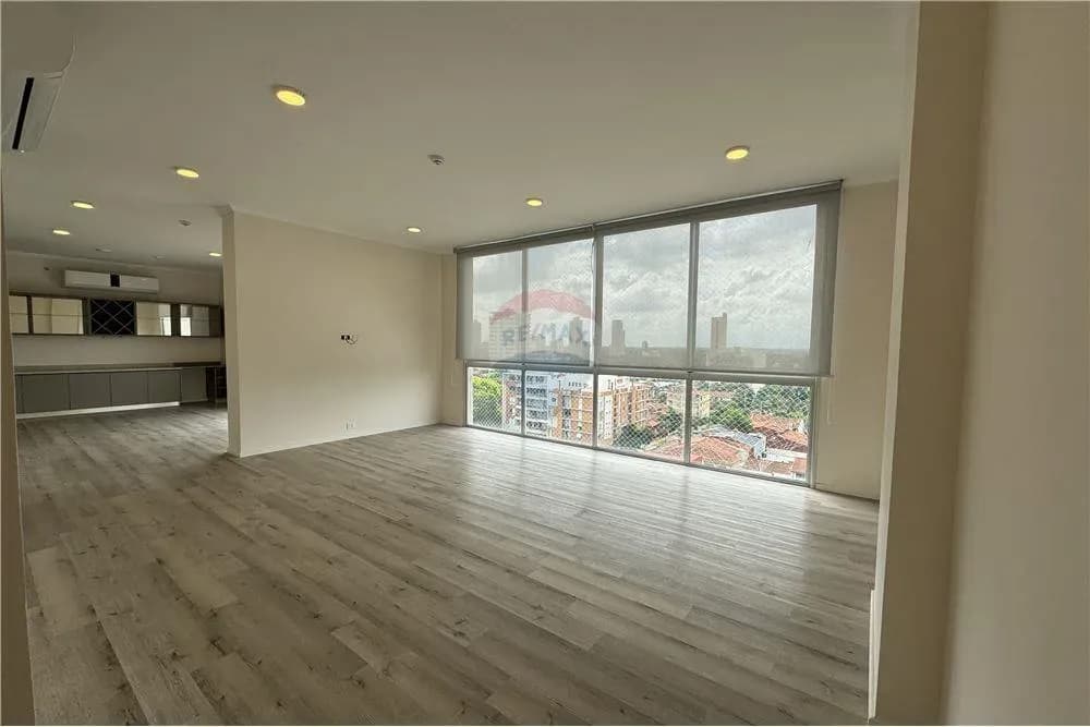 2-Bedroom Apartment for Sale in Campo Grande, Luque - Image 4