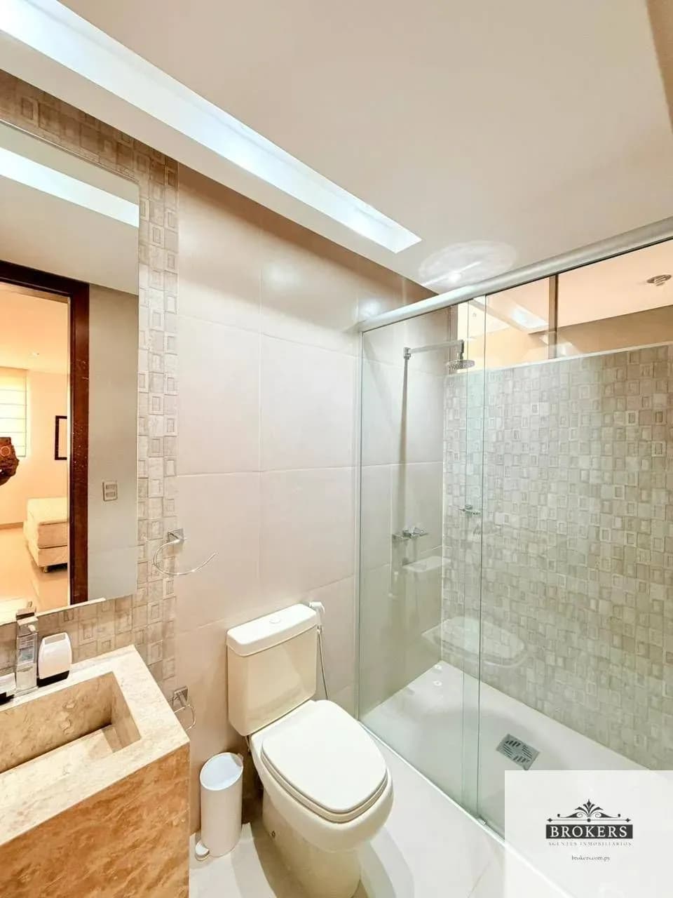 5-Bedroom House for Sale in Mbocayaty, Asunción - Image 18