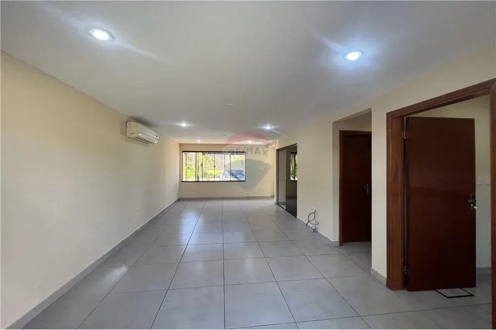 3-Bedroom Apartment for Sale in Cuarto Barrio, Luque - Image 19