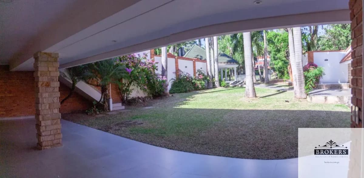 6-Bedroom House for Rent in Mariscal López, Lambaré - Image 18