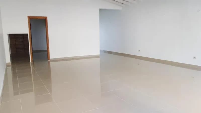 Retail Space of 120m² for Sale in San José, Asunción - Image 3
