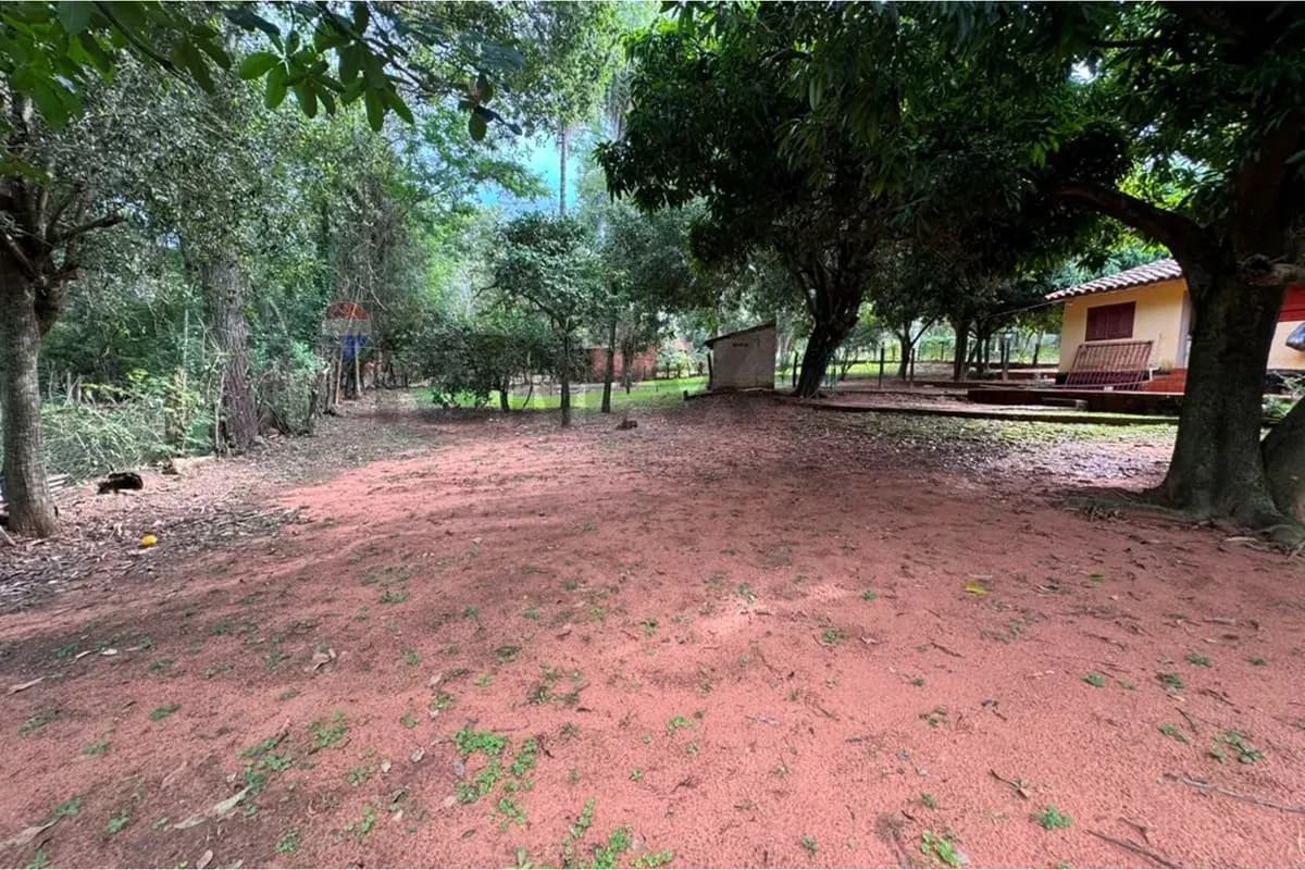 Casa de 3 dormitorios en Venta en Limpio - Image 17