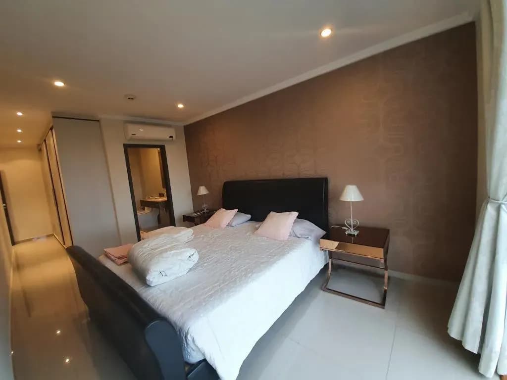 3-Bedroom Apartment for Sale in Santísima Trinidad, Asunción - Image 6