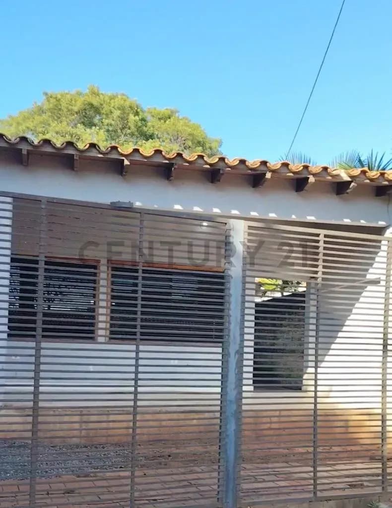 2-Bedroom House for Sale in Caaguazú, Ñemby