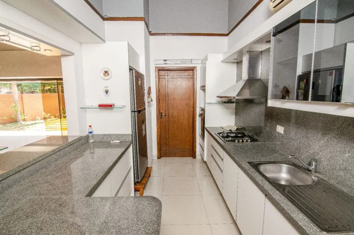 2-Bedroom House for Sale in Mcal. José Félix Estigarribia, Asunción - Image 16