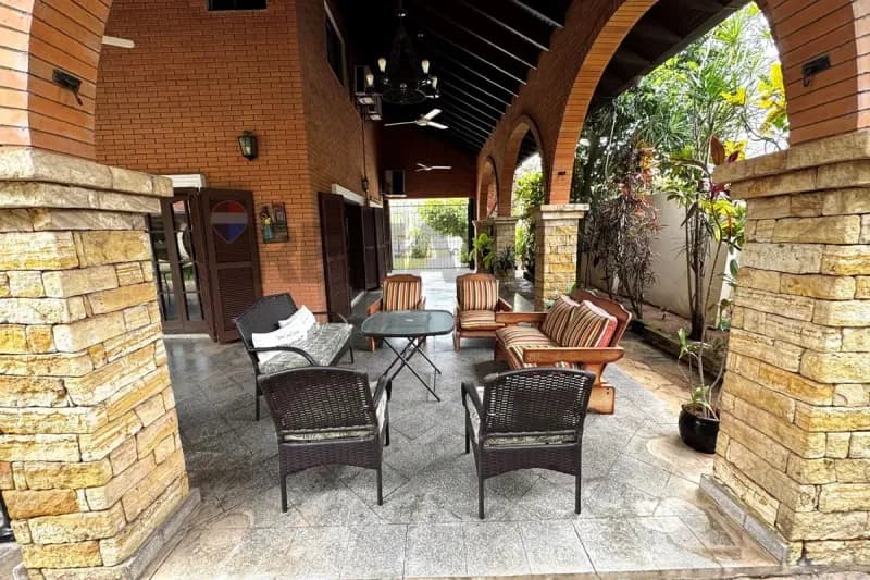 6-Bedroom House for Sale in Historic Center, San Bernardino - Image 5