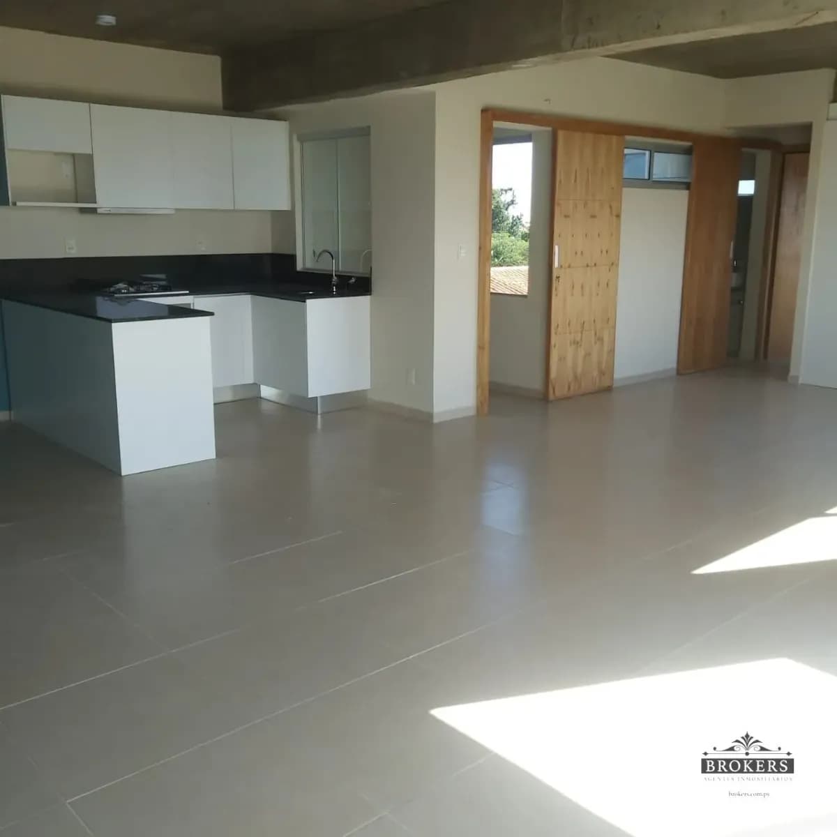 2-Bedroom Apartment for Sale in La Catedral, Lambaré - Image 19