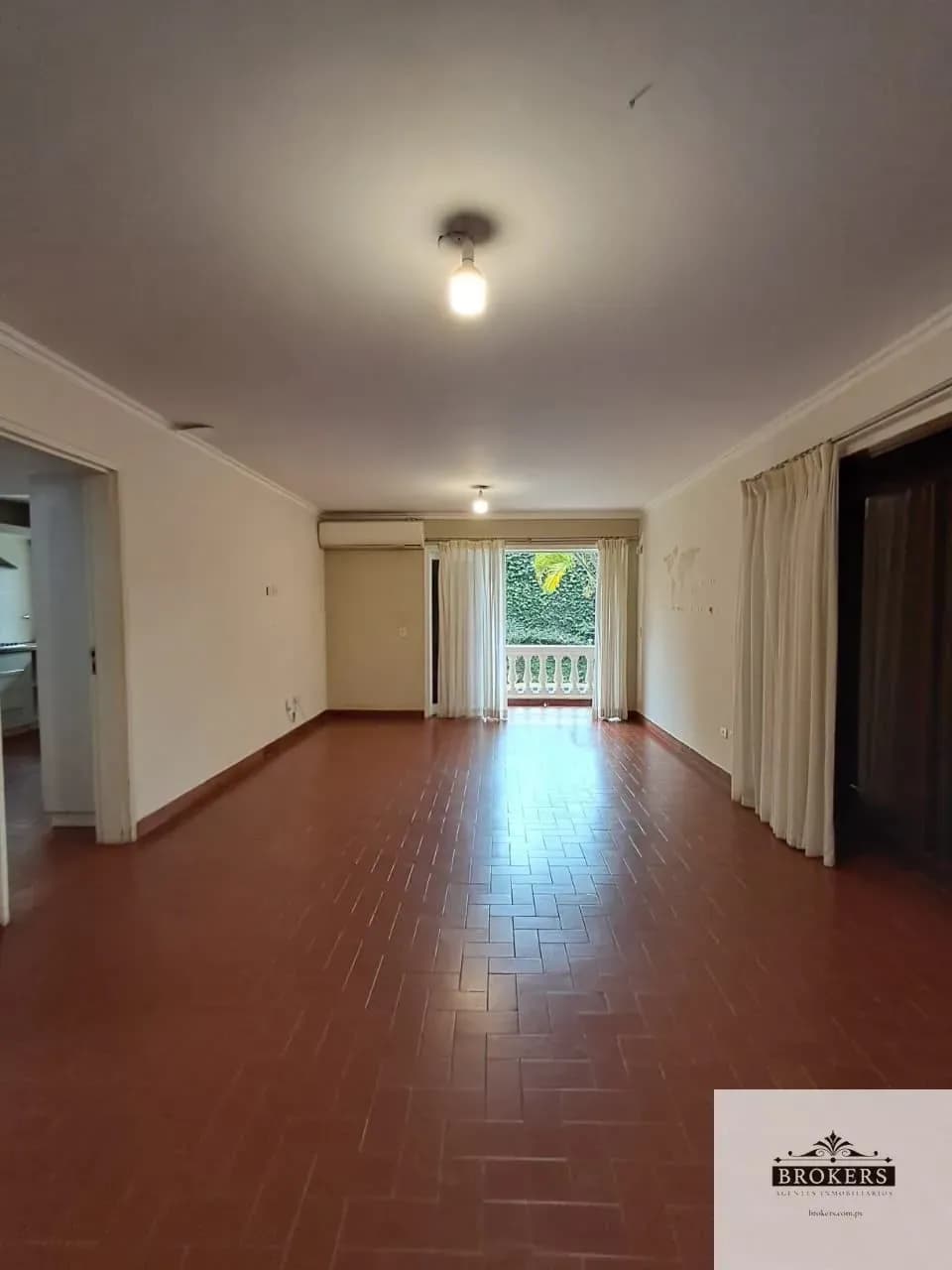 Office of 440m² for Sale in Manorá, Asunción - Image 11