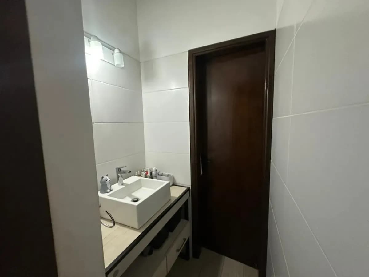 5-Bedroom House for Rent in Villa Ofelia, Fernando de la Mora - Image 11