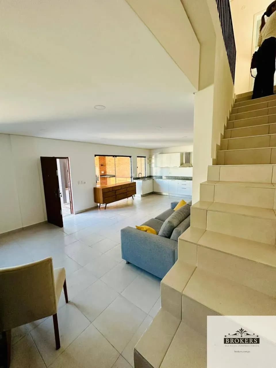 Casa de 3 dormitorios en Alquiler en Mburucuyá, Asunción - Image 7