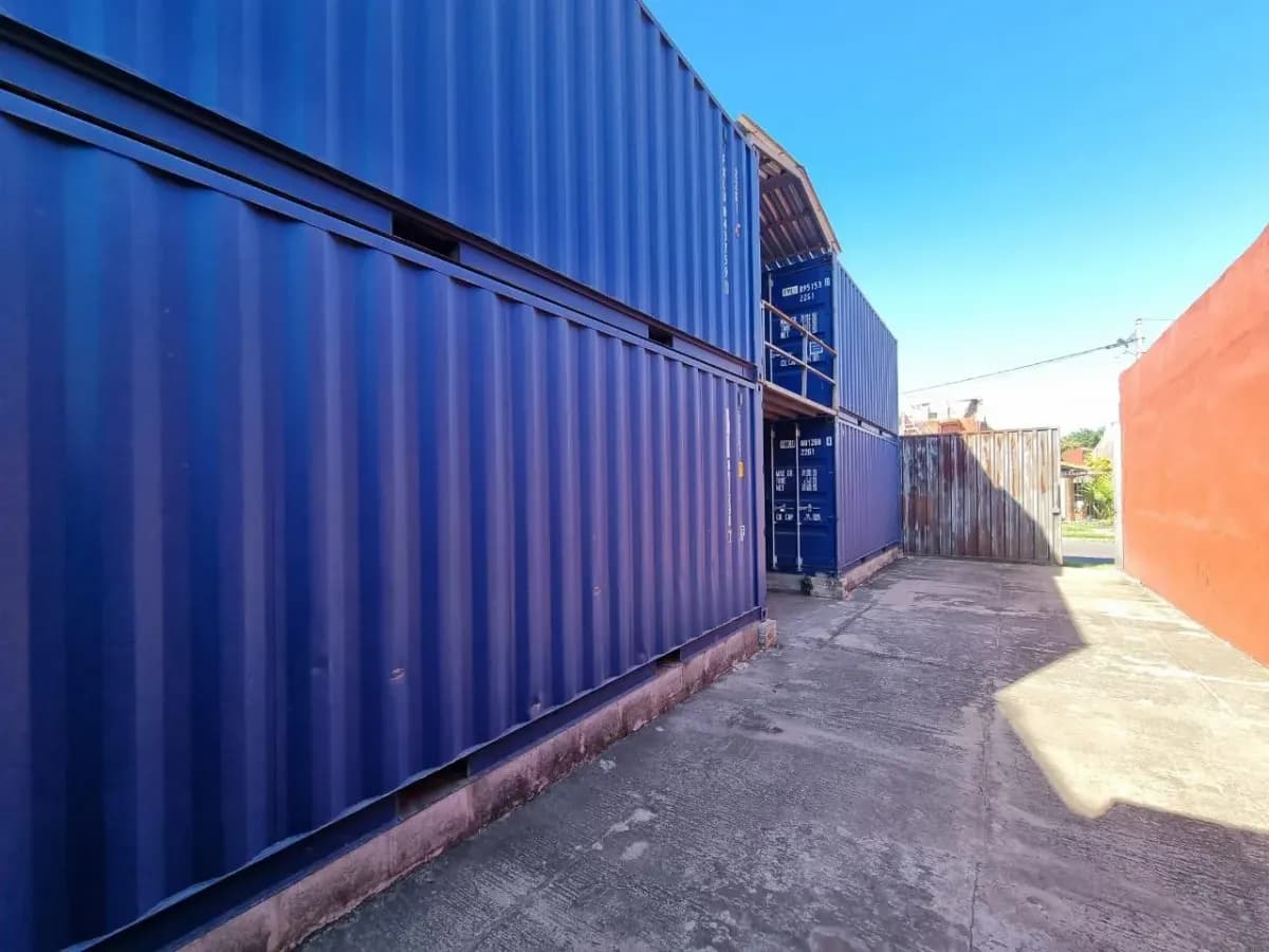 Warehouse of 90m² for Rent in Salvador del Mundo, Asunción