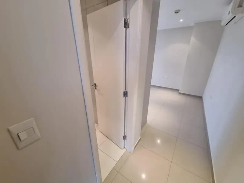 Departamento de 4 dormitorios en Alquiler en Las Lomas (Carmelitas), Asunción - Image 2