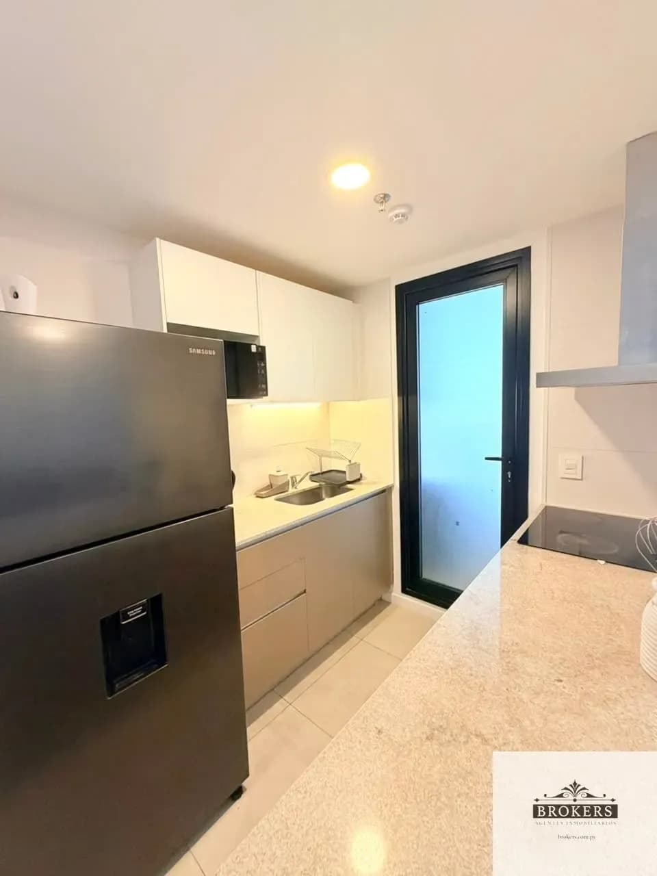 Apartamento de 1 Quarto para Aluguel em Madame Lynch, Assunção - Image 6