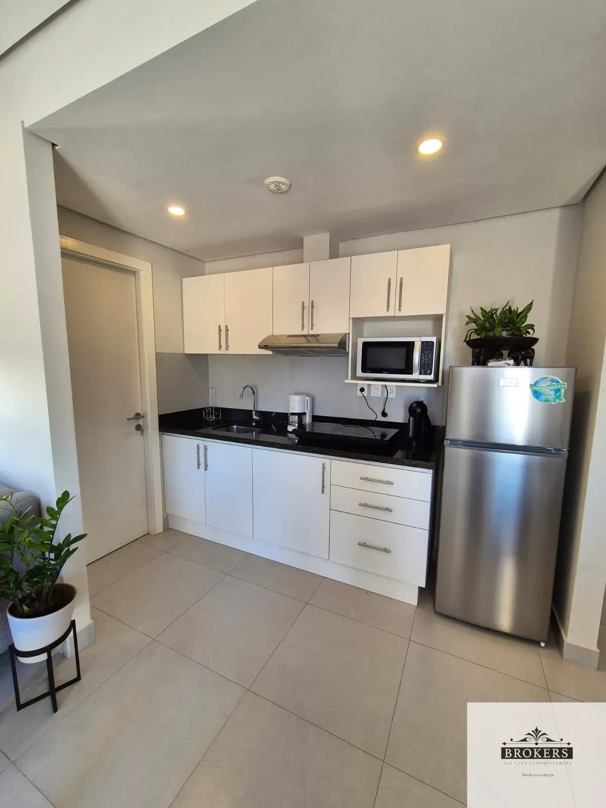 1 Bedroom Apartment for Sale in Estanzuela, Fernando de la Mora - Image 10