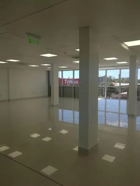 Espaço Comercial de 1.200m² para Aluguel em Salvador del Mundo, Assunção - Image 7