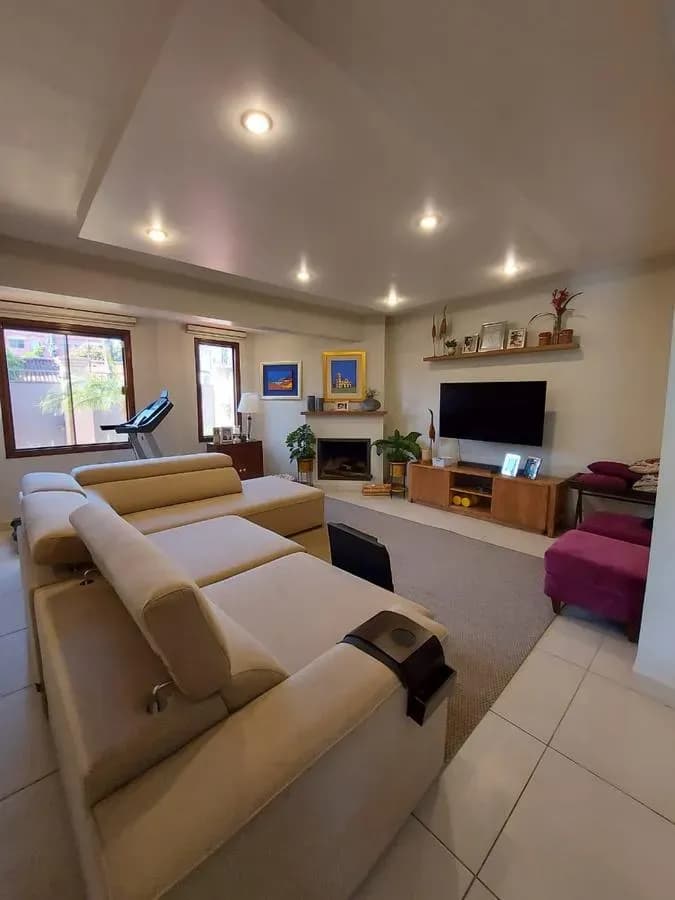 Casa de 3 dormitorios en Venta en San Jorge, Asunción - Image 5