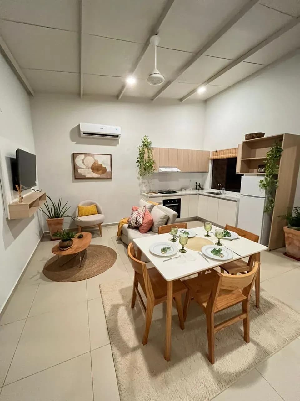 Casa de 2 dormitorios, 69m², en Venta en Capiatá - Image 2