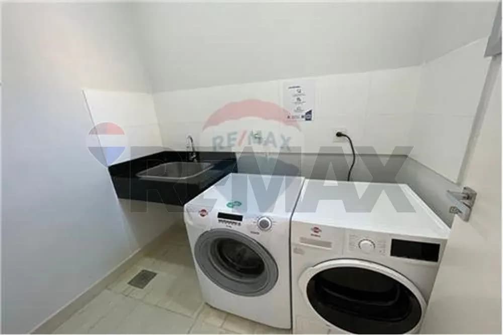 2-Bedroom Apartment for Sale in Recoleta, Asunción - Image 3
