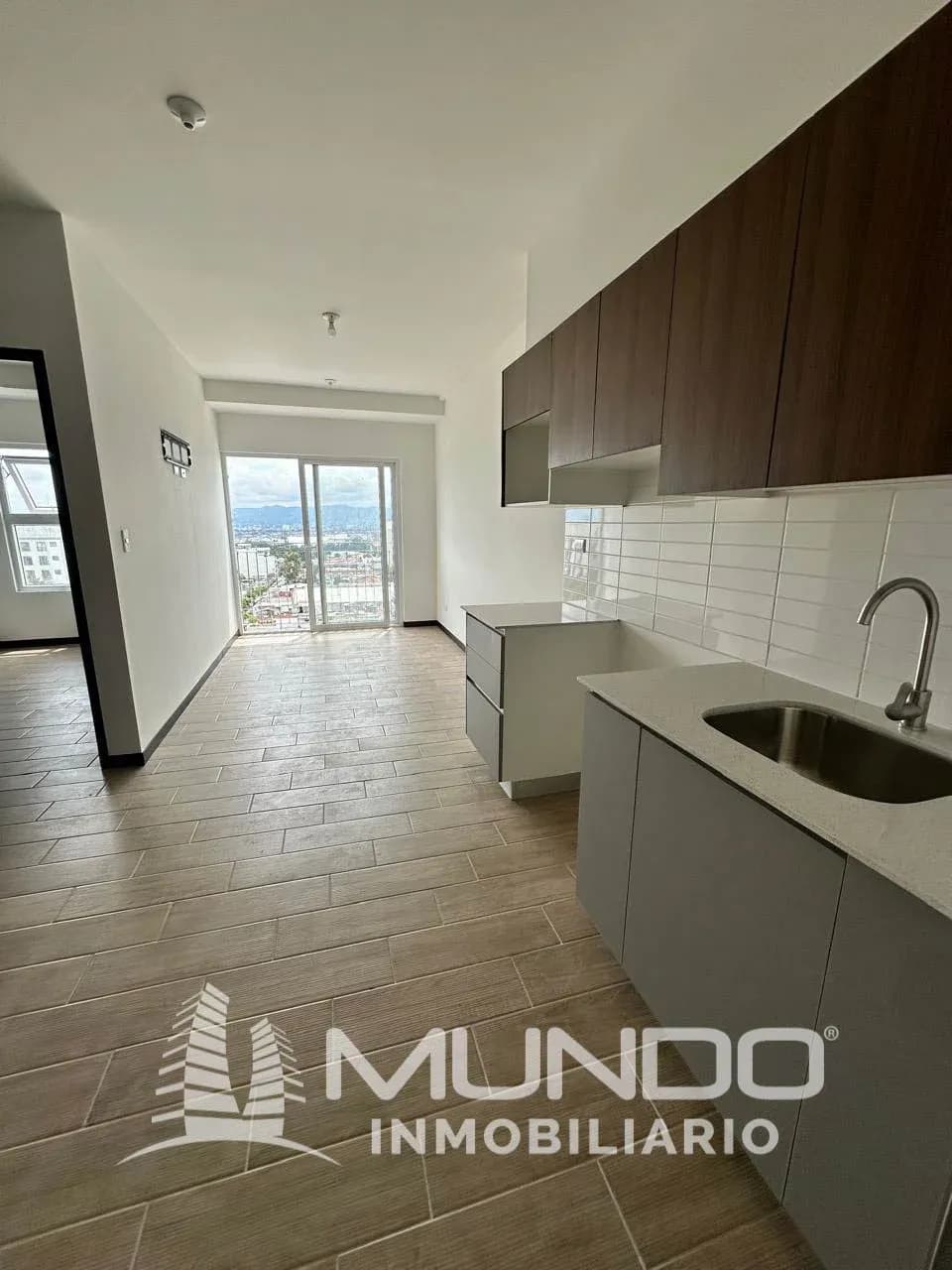 Departamento de 2 dormitorios, 48m², en Alquiler en Zona 7, Ciudad de Guatemala - Image 2