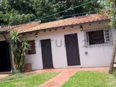 2-Bedroom House for Sale in Primer Barrio, Luque - Image 3