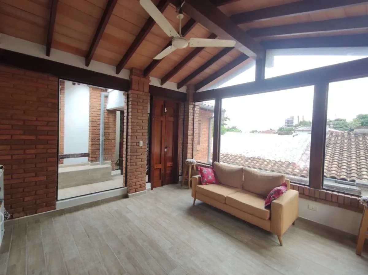 2-Bedroom House for Sale in Jara, Asunción - Image 7