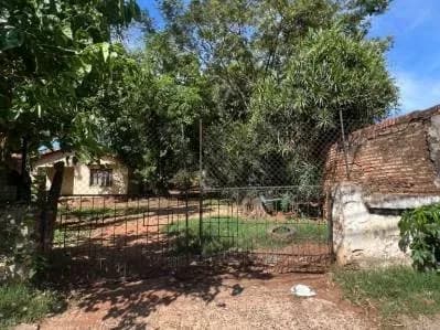 Terreno de 533,6m² à Venda em Nazareth, Assunção - Image 2