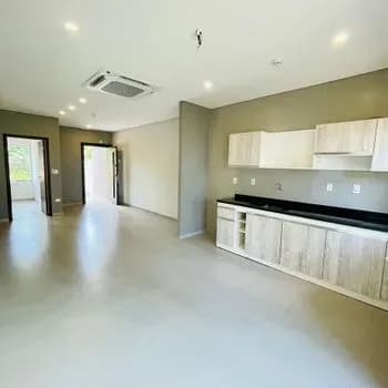 Office of 270m² for Sale in Ricardo Brugada, Lambaré - Image 6