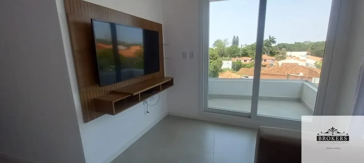 2-Bedroom Apartment for Rent in Gral. Bernardino Caballero, Lambaré - Image 17