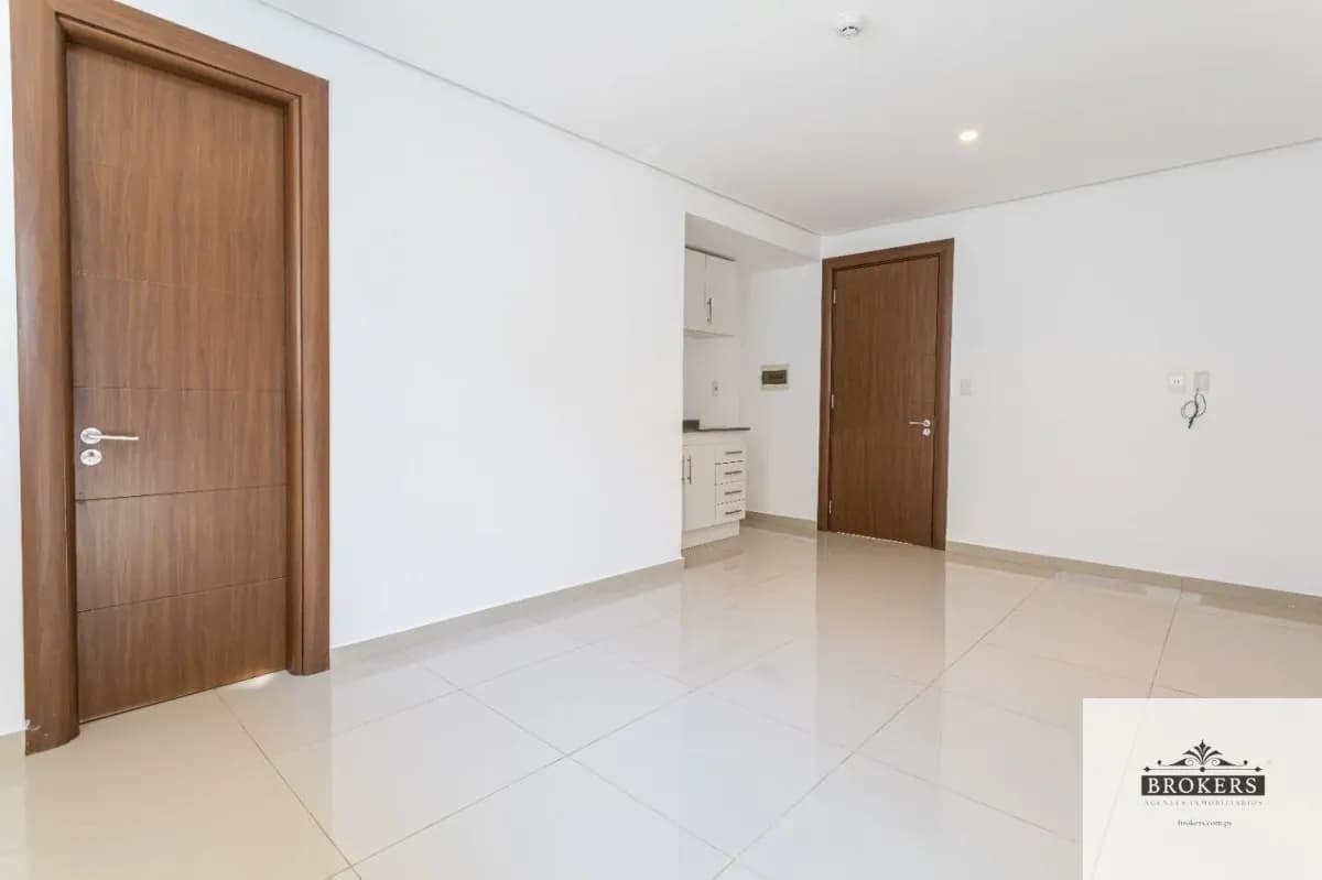 1 Bedroom Apartment for Sale in Fernando de la Mora - Image 4