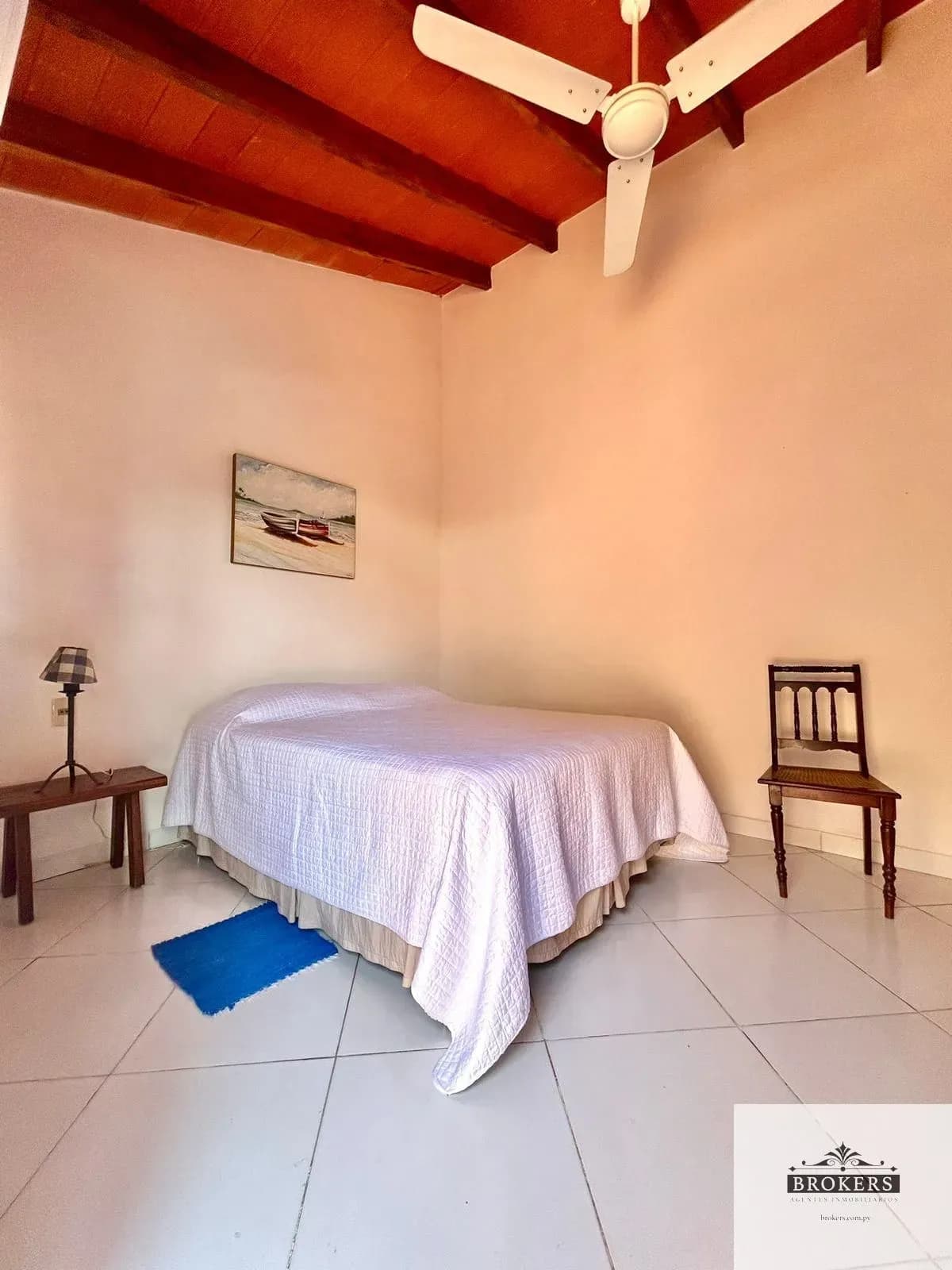 Casa de 4 quartos para Aluguel em Ypacaraí - Image 19